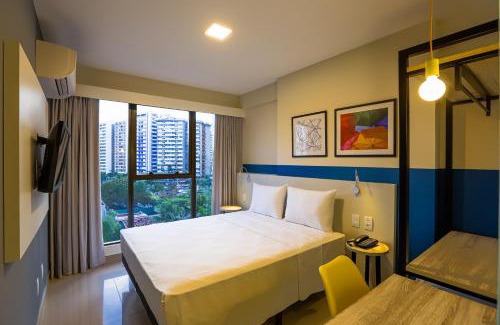 Boa Viagem Hotel | Pet-Friendly Transamerica Fit Recife with Oceanfront Pool