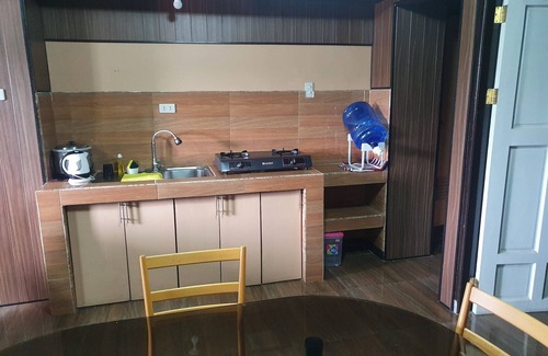 Baguio Apartment | Cozy Homestay Retreat in Baguio with Breakfast & Kitchen