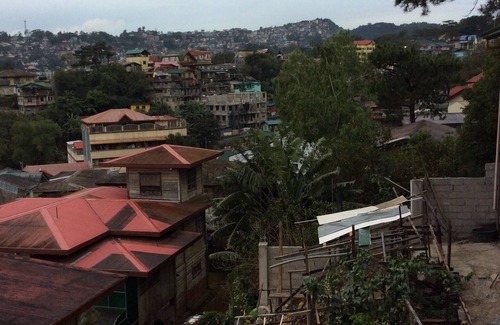 Baguio Apartment | Cozy Homestay Retreat in Baguio with Breakfast & Kitchen