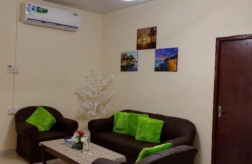 Al Ain House | Comfortable Transient Room for Family Getaways