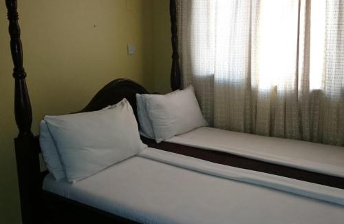 Ukonga Bed & Breakfast | Comfortable Transit Airport B&B with Breakfast Included