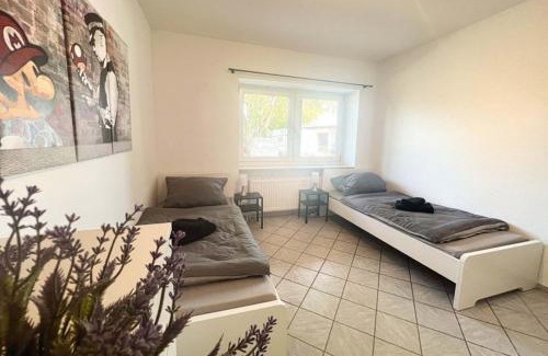 Trappenkamp Apartment | Trappenkamp - Monteursunterkunft - Einzelbetten - gute Anbindung - Bettwäsche