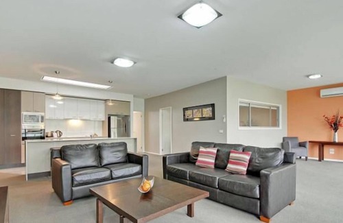Traralgon Apartment | Traralgon Serviced Apartments: 4-Star Stay with Breakfast