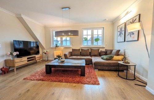 Hohen Viecheln Apartment | Beautiful Bonkowski Apartment with Ocean View at Schweriner See