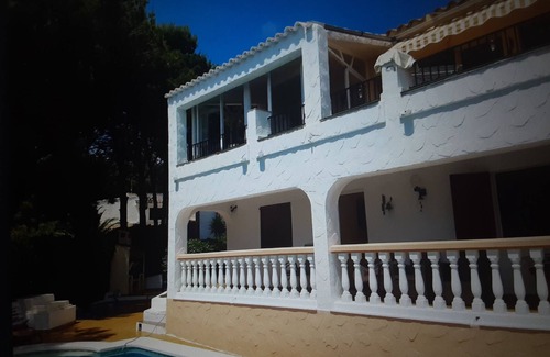 Alcossebre Apartment | Seaside Retreat with Private Pool Near Barcelona & Valencia