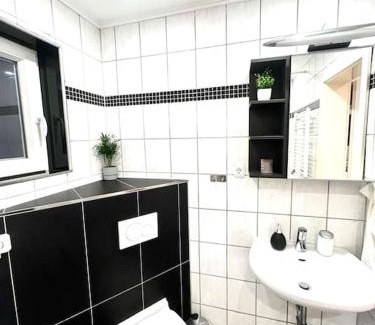Ganderkesee Apartment | Idyllic Stay at Traum Fewo - Pet and Child Friendly Escape