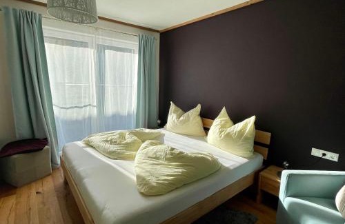 Radstadt Apartment | Scenic Traumblick Dachstein - 4-Star Oceanfront Retreat