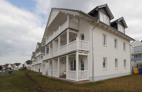 Nienhagen Apartment | Beachside Retreat "Strandlust" – 9/10 Guest Rated Oasis