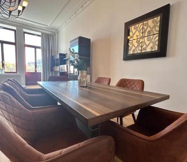 Mitte Apartment | Spacious City Retreat with 4 Rooms and Child-Friendly Amenities