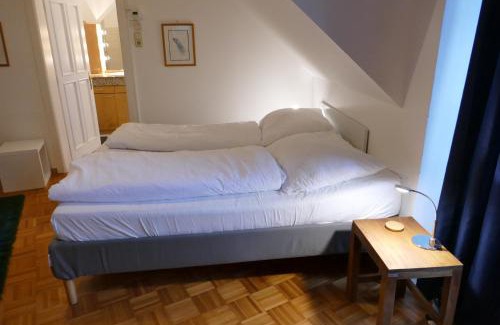 Hietzing Apartment | Inviting Maisonnette with Fireplace & Child-Friendly Amenities