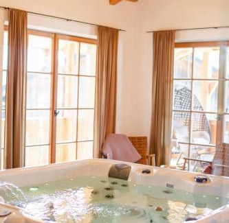 Drachselsried House | Serene Retreat at Refugium am Rehberg with Ocean View