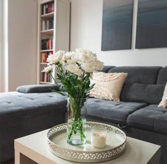 Rhein-Erft-Kreis District Apartment | Inviting Retreat in Kölner Süden with Oceanfront Views