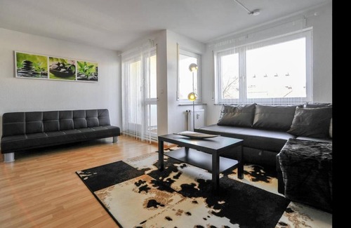 Rathaus Apartment | Discover Traumwohnung Stuttgart: Family-Friendly Getaway
