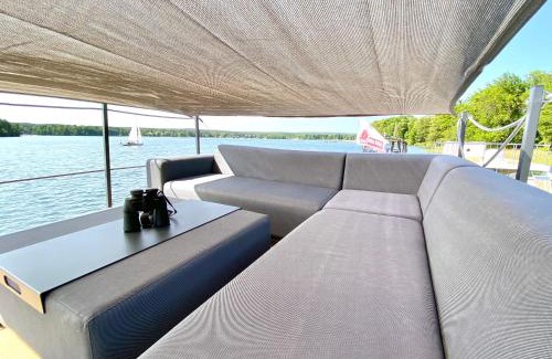 Bad Saarow Boat Rental | Discover TRAUMZEITBOOT on Scharmützelsee – Guest Rated 10/10