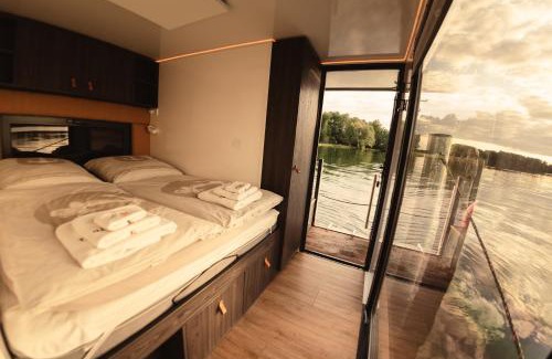 Bad Saarow Boat Rental | Discover TRAUMZEITBOOT on Scharmützelsee – Guest Rated 10/10