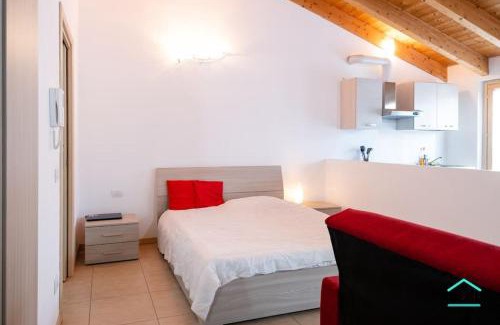 Travedona-Monate Apartment | Idyllic Travedona Loft by Lake Ixihome - Child Friendly Stay