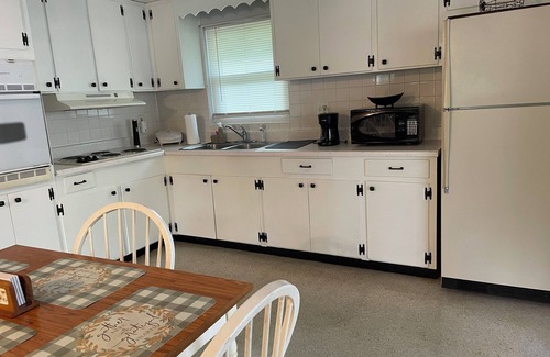 Homosassa House | Explore Central Florida Springs from Our Family-Friendly Home