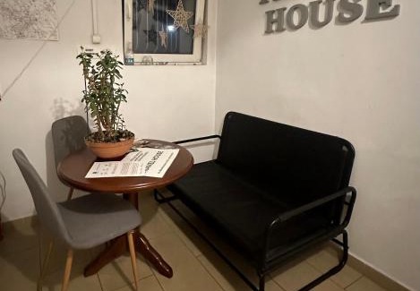 Fabryczna House | Pet-Friendly Travel House Wrocław - Guest Rated 10/10