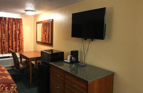 Weatherford Hotel | Pet-Friendly Travel Inn Weatherford with Family Amenities