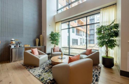 North Burnet Apartment | Travel Nurse Favorite - 30 plus Day Friendly