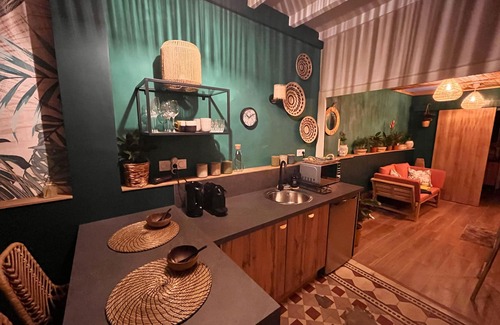 Aubie-et-Espessas Apartment | Discover Travel Room Bordeaux: Your Ideal Retreat Awaits
