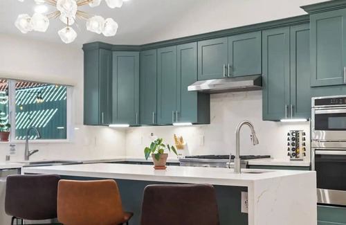 Mira Mesa House | Traveler's Dream New Modern Farmhouse Retreat