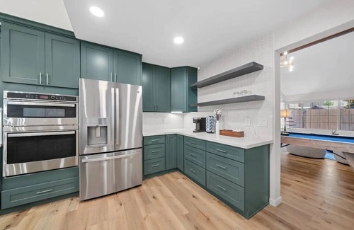 Mira Mesa House | Traveler's Dream New Modern Farmhouse Retreat