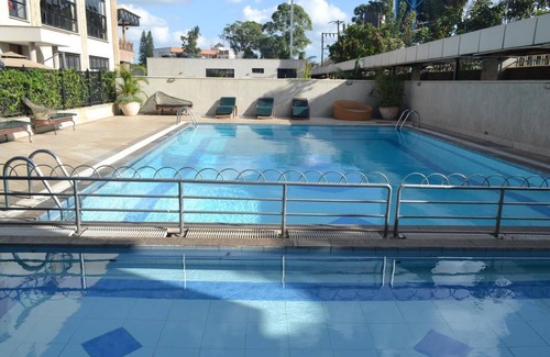 Nairobi Apartment | Explore Traveler Safari - Langata with Pool and Spa Retreat