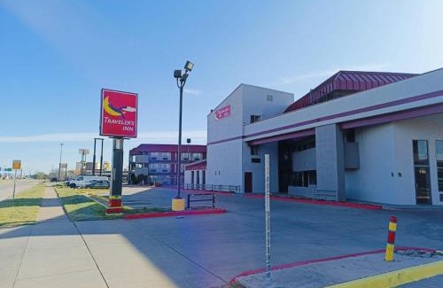 Wichita Falls Hotel | Budget-Friendly Red Roof Inn Wichita Falls with Pet Amenities