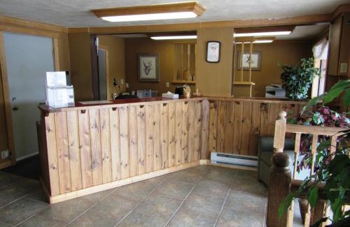 West Yellowstone Hotel | Traveler's Lodge: Family-Friendly Comfort Awaits