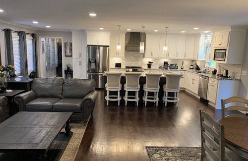 Travelers Rest House | Travelers Rest Treasure - Pets Welcome Sleeps 8 - 3 Bedroom 2 Bath