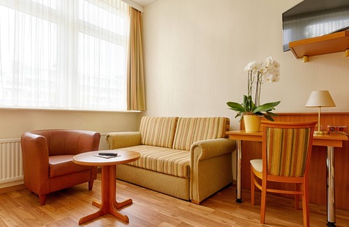 Lubeck City Centre Hotel | Discover Comfort at Traveller Hotel Lübeck - 8/10 Rated