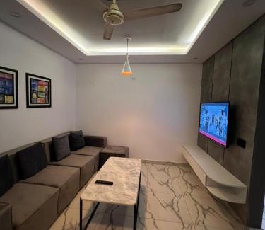 D.H.A. Apartment | Family-Friendly 2BR Apt in Gulshan Iqbal, Perfect Getaway