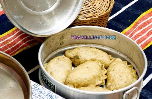Mohal Apartment | Budget-Friendly TravellingPhone Homestay with Breakfast & More