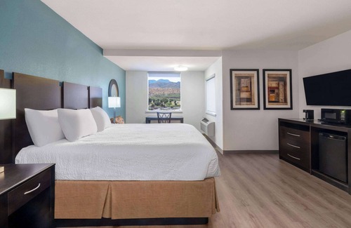 Globe - Miami Hotel | Comfortable Stay at Travelodge by Wyndham Globe, AZ