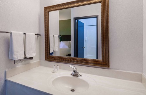 Globe - Miami Hotel | Comfortable Stay at Travelodge by Wyndham Globe, AZ