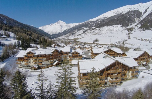 Val Cenis Apartment | Discover Résidence Les Alpages de Val Cenis 4* with Spa & Pool