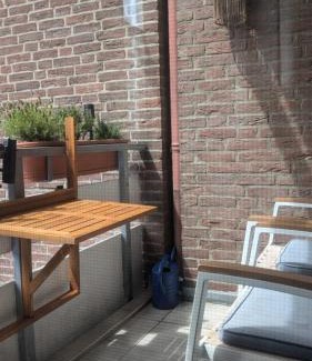 Alt-Travemunde/Ronnau Apartment | Pet-Friendly Getaway at Travemünde Kleine Perle