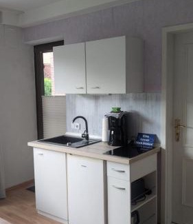Alt-Travemunde/Ronnau Apartment | Pet-Friendly Getaway at Travemünde Kleine Perle