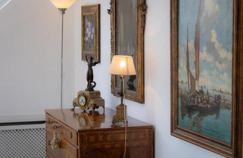 Rome Province Apartment | Elegant Tre Lune Penthouse: Child-Friendly Stay in Roma