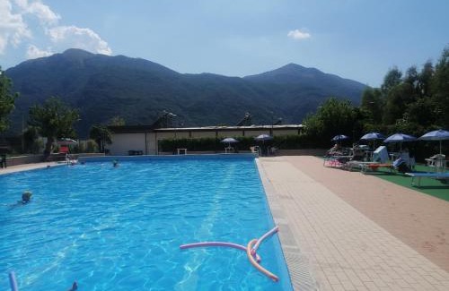Felitto Apartment | GiraSoli: Oceanfront Getaway with Pet-Friendly Amenities
