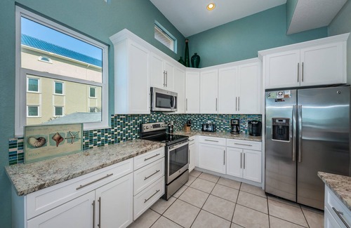 Treasure Island House | Beachfront Treasure Island Villa with Private Pool & Ocean View