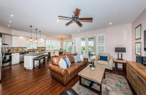 Treasure Island House | Discover Treasure Trove Flying Dutchman: 4-Star Family Retreat