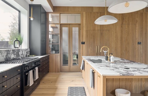 Riverside House | Treaty Oak Manor by Lux Tiny Resorts