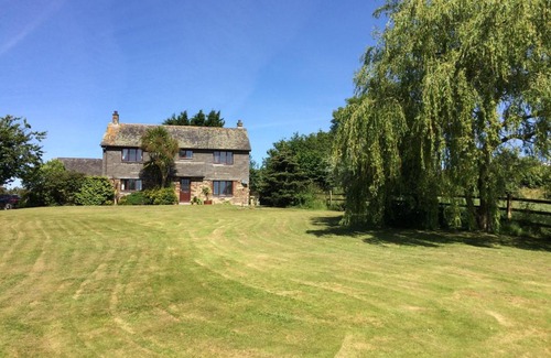 Quethiock Bed & Breakfast | Discover Trecorme Barton: 4-Star Family-Friendly Retreat
