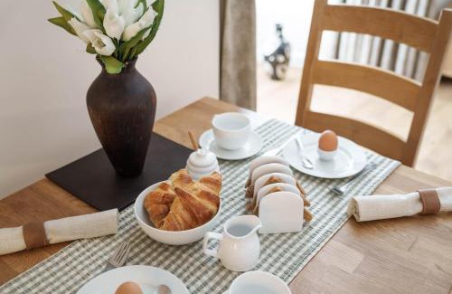 St Just Apartment | Discover Tredenwith House: 4-Star Stay Rated 9.7/10