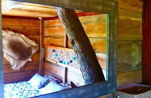 Santiago do Cacem House | Cozy Tree-Cabane with Ocean View and Pool Access