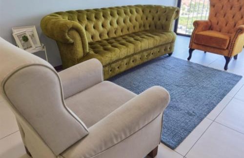 Tanjung Tokong Apartment | Tree Family Executive Suite: 3 BR Retreat in Gurney