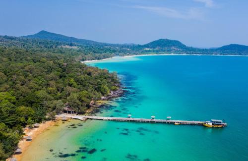 Koh Rong House | Cozy Tree House Bungalows with Ocean Views and Private Beach