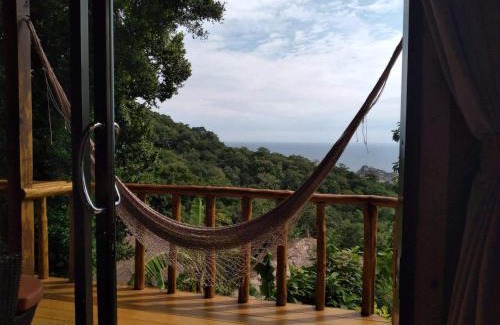 Koh Tao Hotel | Pet-Friendly Tree House Bungalows with Oceanfront Views